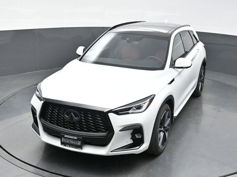 New 2025 INFINITI QX50 Sport image 33
