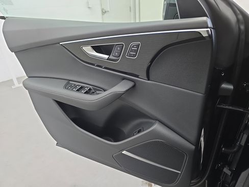 New 2026 Audi Q8 Premium Plus image 27