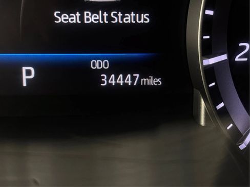 Used 2022 Toyota Highlander XLE AWD/4WD image 46