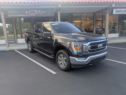 Used 2021 Ford F150 XLT w/ Equipment Group 302A High AWD/4WD image 11