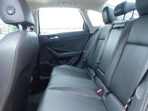 Used 2019 Volkswagen Jetta SE FWD image 28