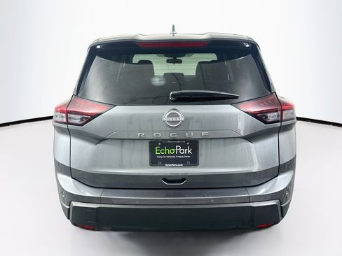 Used 2026 Nissan Rogue SV FWD image 7