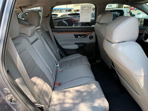Used 2020 Honda CR-V Touring image 17