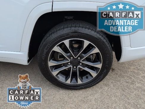 Used 2021 Jeep Grand Cherokee L Overland w/ Luxury Tech Group IV image 4