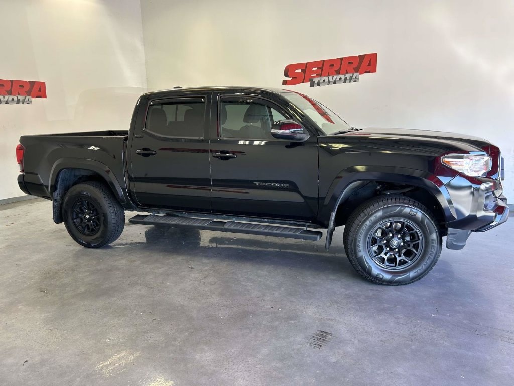 Certified 2022 Toyota Tacoma SR5 RWD image 2