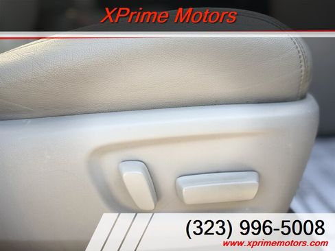 Used 2015 Toyota Sienna XLE w/ XLE Navigation Package FWD image 36