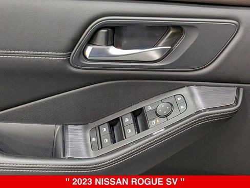 Used 2023 Nissan Rogue SV w/ SV Premium B Package AWD/4WD image 15