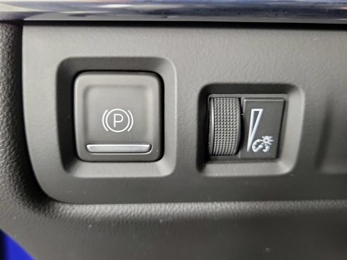 Certified 2023 Cadillac XT4 Sport FWD image 31