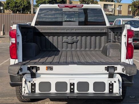 New 2026 Chevrolet Silverado 1500 ZR2 w/ ZR2 Bison Edition AWD/4WD image 8