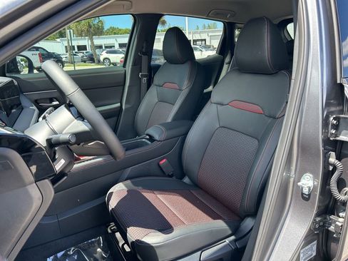 New 2026 Nissan Kicks SR FWD image 19