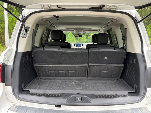 Used 2019 INFINITI QX80 Luxe w/ All-Season Package RWD image 29