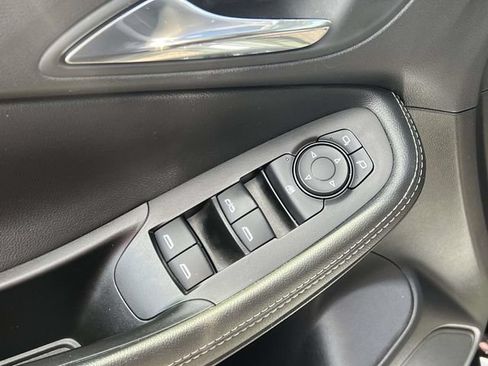 Used 2023 Buick Encore GX Select FWD image 16
