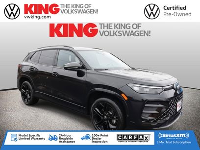Certified 2025 Volkswagen Tiguan SE R-Line