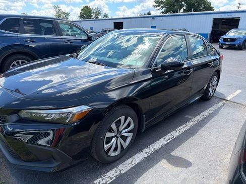Used 2023 Honda Civic LX image 3