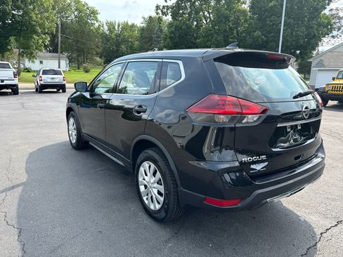Used 2018 Nissan Rogue S AWD/4WD image 5