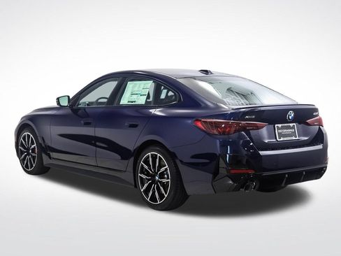 New 2026 BMW 430i xDrive w/ M Sport Package AWD/4WD image 3