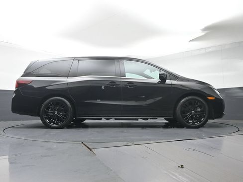 Used 2025 Honda Odyssey Sport-L image 40