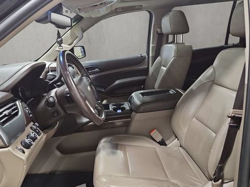 Used 2017 Chevrolet Suburban LT AWD/4WD image 14