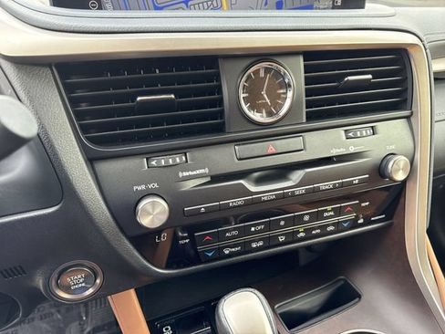 Certified 2022 Lexus RX 350 FWD w/ Premium Package image 19