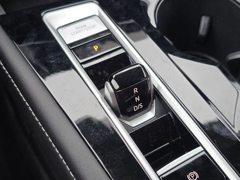 New 2024 Volkswagen Atlas SE AWD/4WD image 16