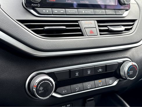 Used 2022 Nissan Altima 2.5 SV image 6