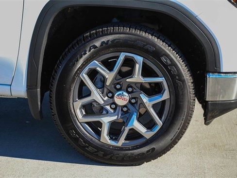 Used 2022 GMC Sierra 1500 SLT image 10