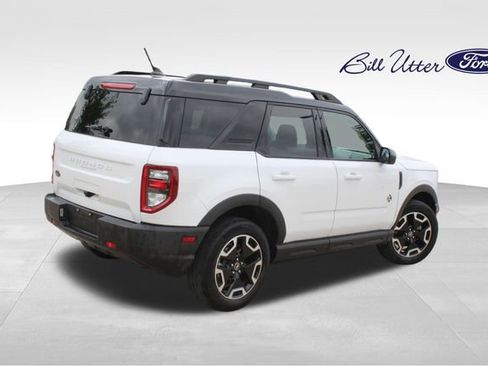 Used 2024 Ford Bronco Sport Outer Banks image 5