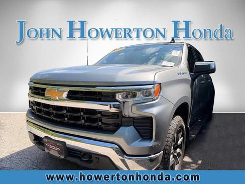 Used 2024 Chevrolet Silverado 1500 LT w/ Protection Package AWD/4WD image 1