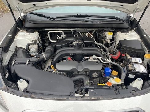 Used 2019 Subaru Outback 2.5i Limited image 4