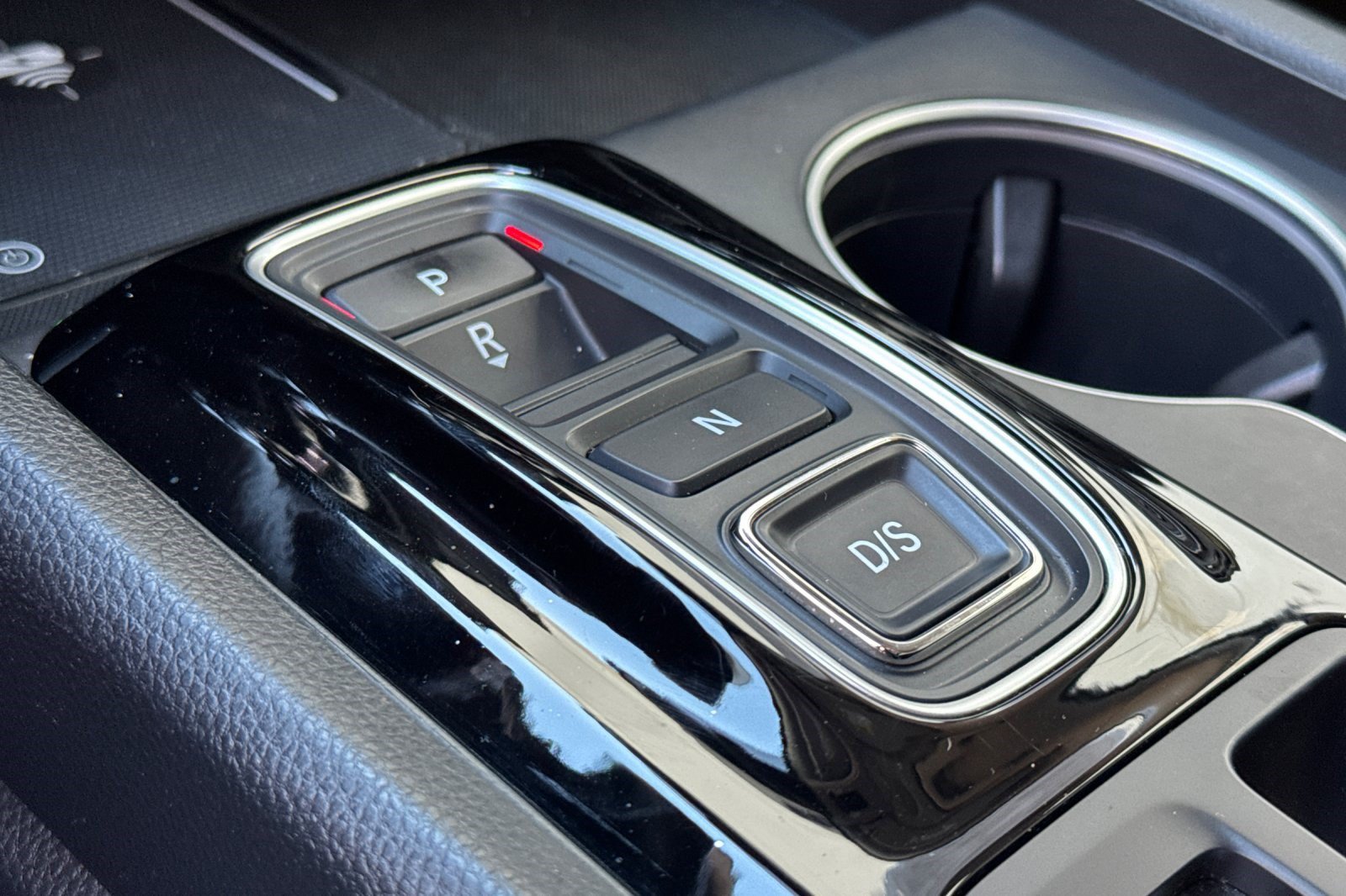 Used 2025 Honda Pilot Touring image 18