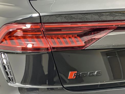 Used 2023 Audi RS Q8 w/ Black Optic Package image 26