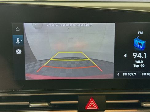 Used 2023 Hyundai Elantra SEL w/ Convenience Package image 19