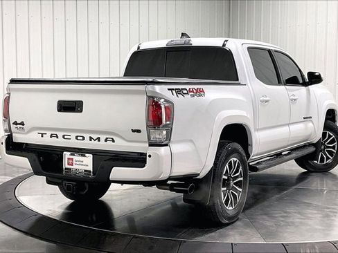 Certified 2022 Toyota Tacoma TRD Sport image 13