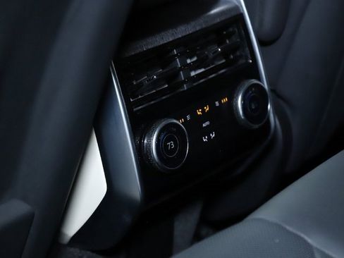 Certified 2022 Land Rover Range Rover Long Wheelbase SE image 36