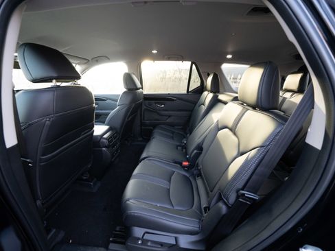 New 2025 Honda Pilot EX-L image 23