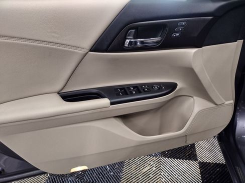 Used 2014 Honda Accord EX-L image 18