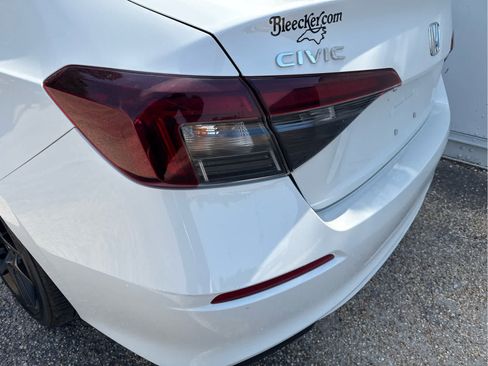 Used 2025 Honda Civic Sport image 18