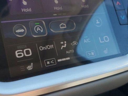 Used 2020 Subaru Outback Limited image 15