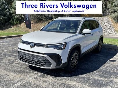 Certified 2025 Volkswagen Taos SE