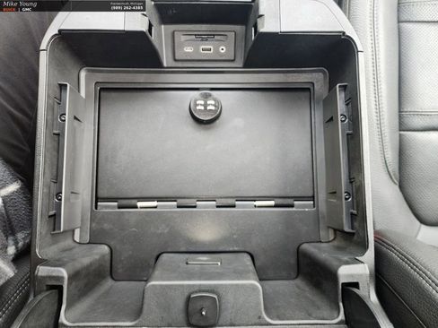 Used 2020 GMC Sierra 2500 Denali w/ Denali Ultimate Package image 50