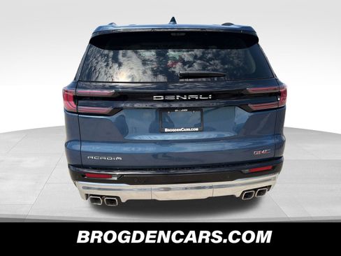 New 2026 GMC Acadia Denali w/ Super Cruise Package FWD image 7
