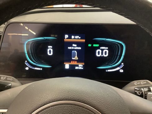 Certified 2023 Kia Sportage EX AWD/4WD image 16