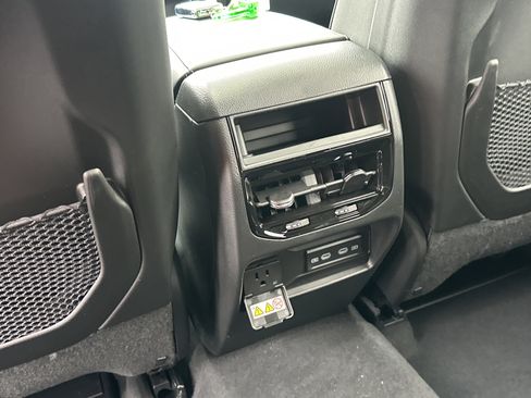 New 2026 Jeep Grand Cherokee Altitude image 33