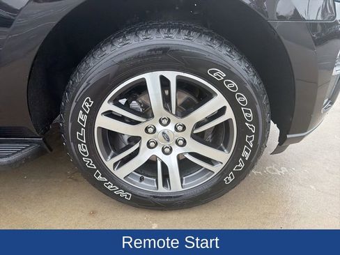 Certified 2024 Ford Expedition Limited image 11