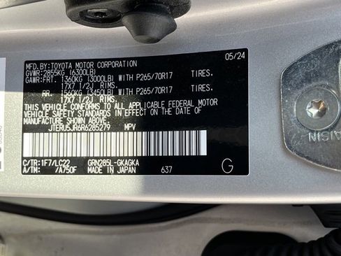 Used 2024 Toyota 4Runner TRD Off-Road Premium image 23