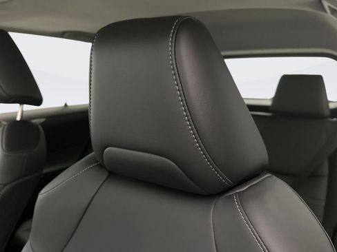 Used 2025 Toyota RAV4 XLE Premium image 8