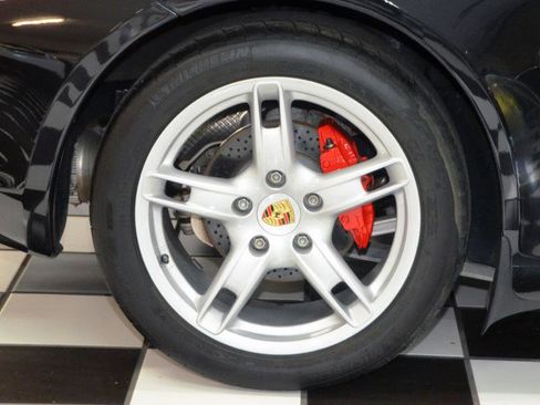 Used 2005 Porsche Boxster S image 17