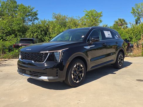 New 2026 Kia Sorento S FWD image 4