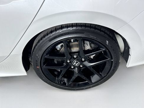 Used 2024 Honda Civic Sport image 23