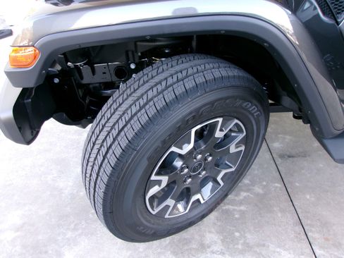 New 2025 Jeep Wrangler Unlimited Sahara image 8